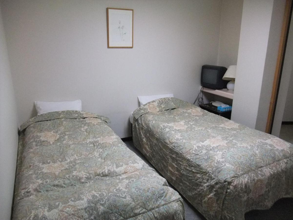 Hotel Madam Mirei Iiyama Bagian luar foto